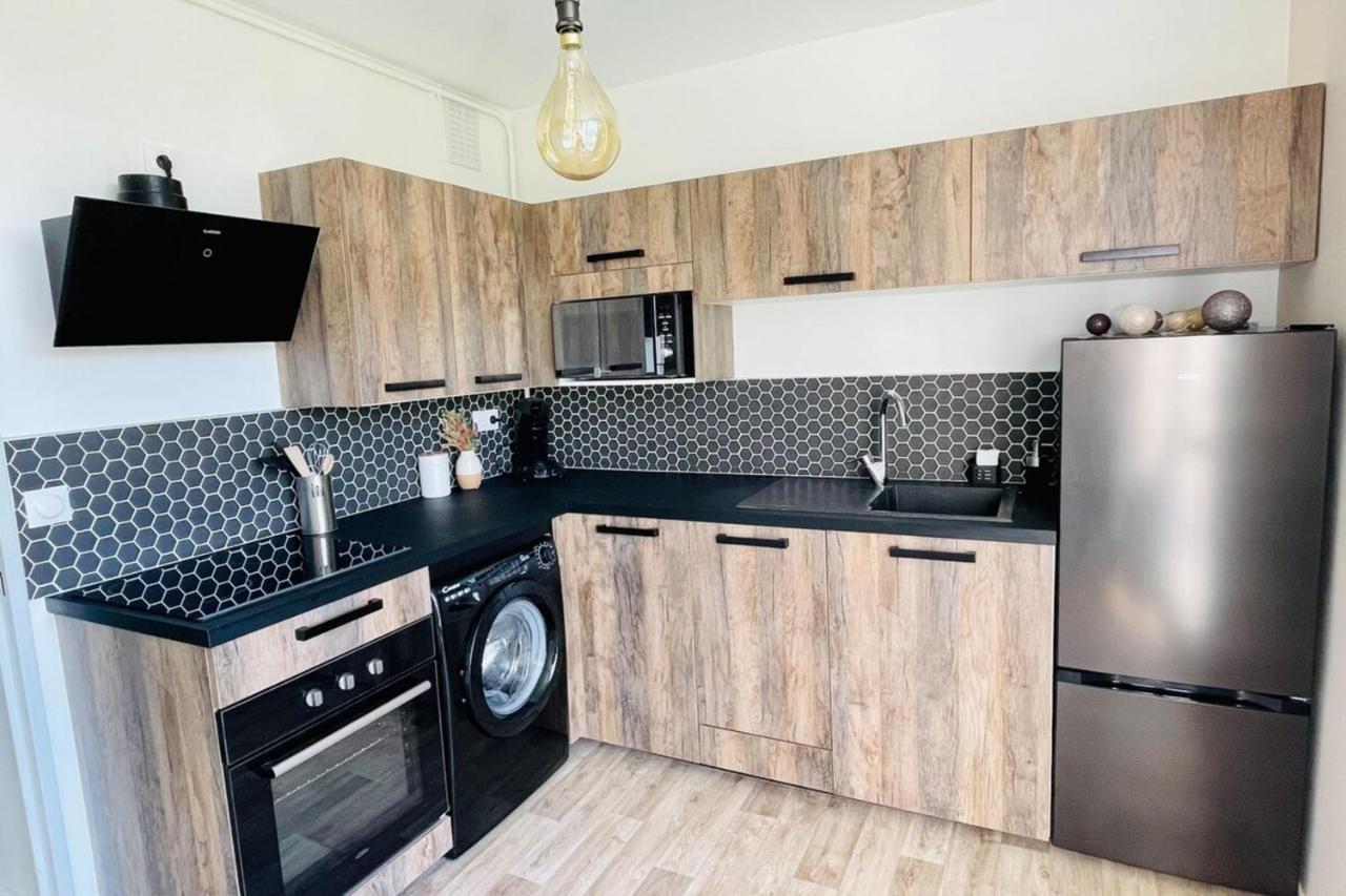 T2 Calme Et Refait A Neuf Limoges Bords De Vienne Apartment Luaran gambar